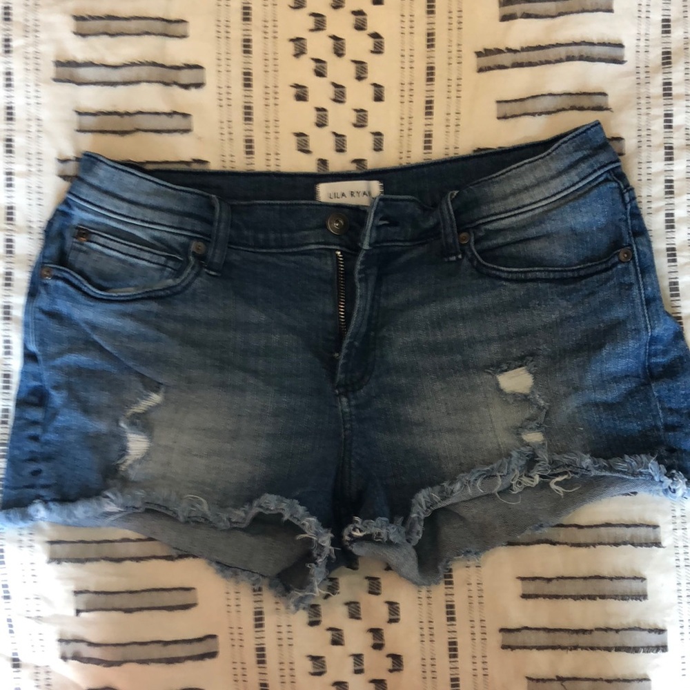 Size 28 Lila Ryan Shorts